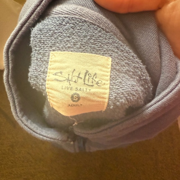 Pull over size small - Picture 2 of 2